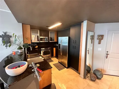 7900 Harbor Island Drive North Bay Village FL 33141