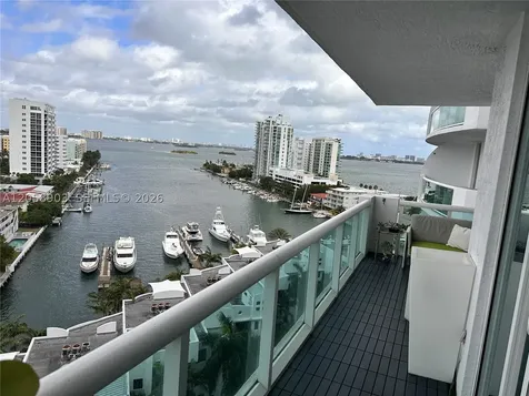 7900 Harbor Island Drive North Bay Village FL 33141
