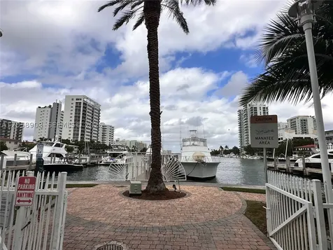 7900 Harbor Island Drive North Bay Village FL 33141