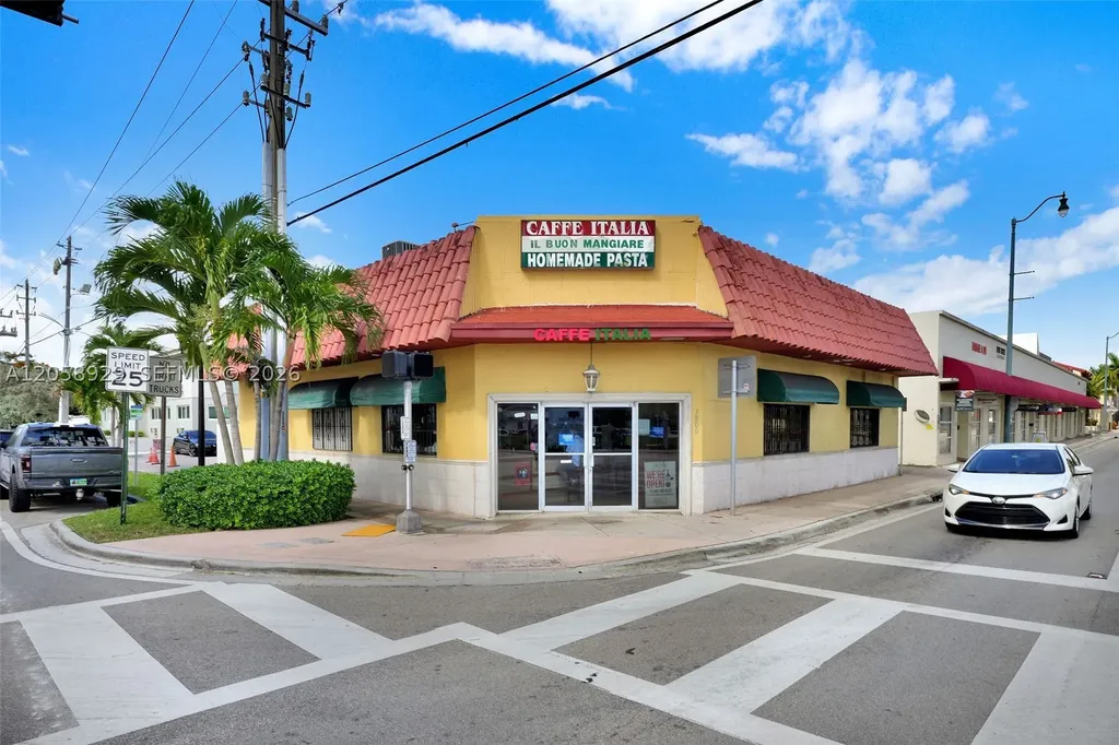 3800 SW 8th Street Coral Gables FL 33134