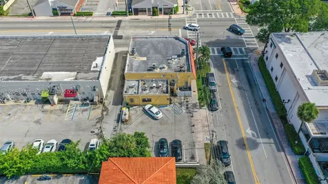 3800 SW 8th Street Coral Gables FL 33134