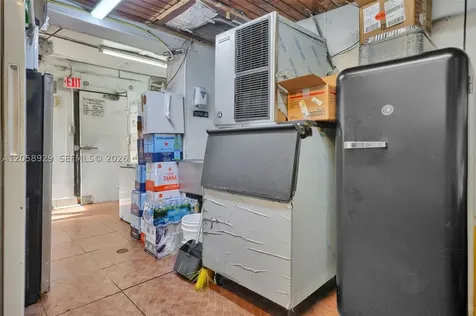 3800 SW 8th Street Coral Gables FL 33134