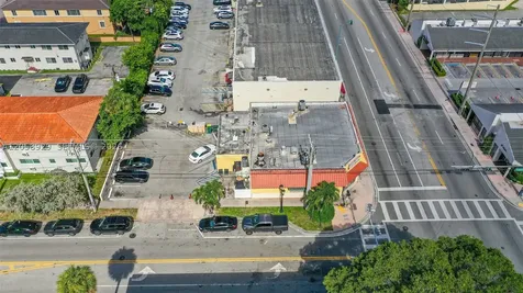 3800 SW 8th Street Coral Gables FL 33134
