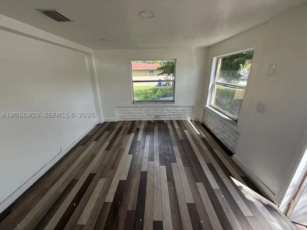 2813 Dewey Street Hollywood FL 33020