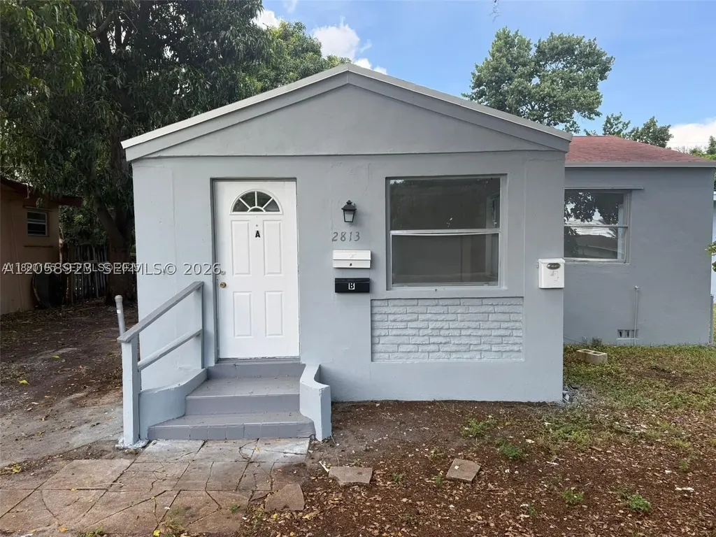 2813 Dewey Street Hollywood FL 33020