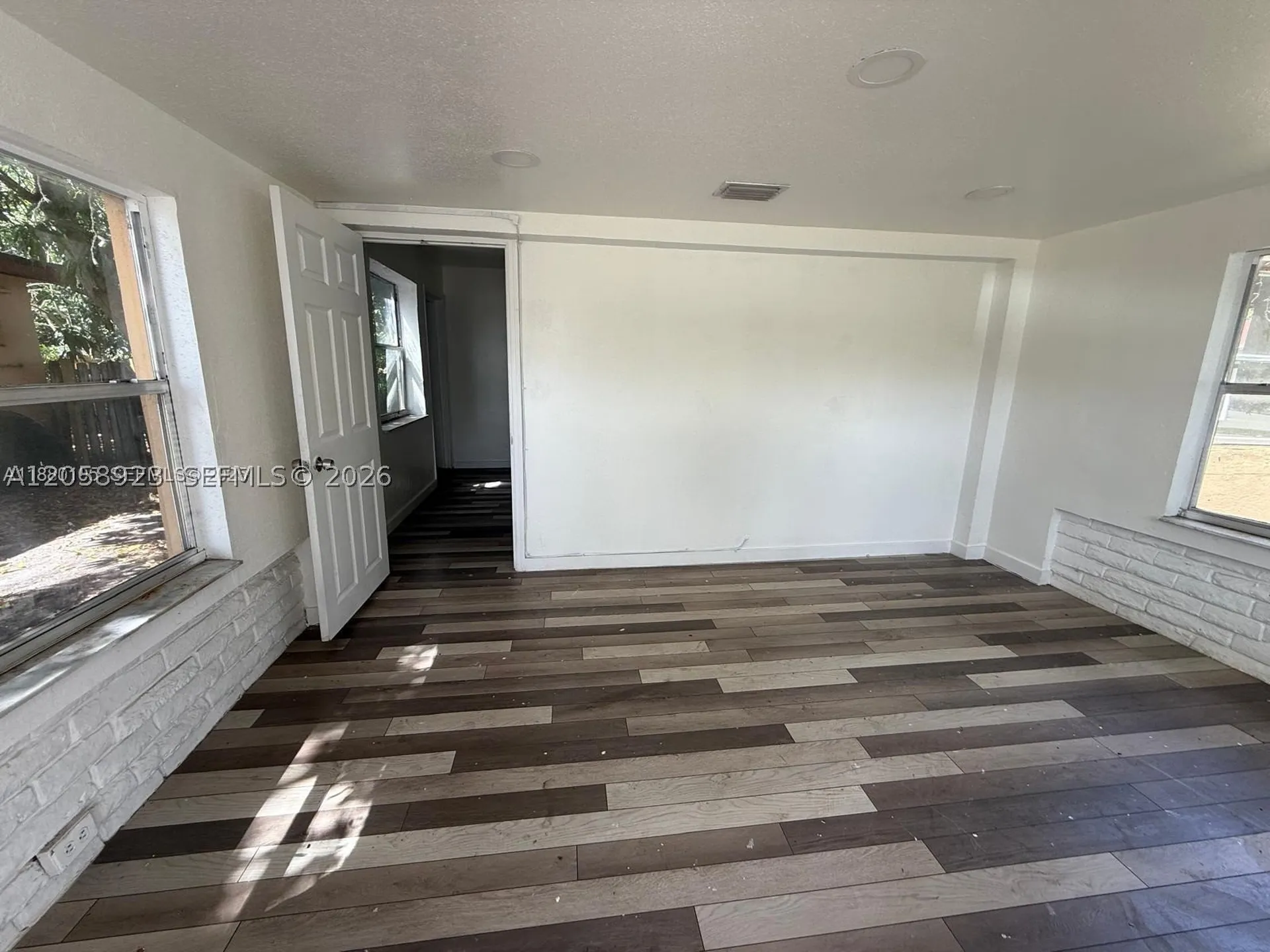 2813 Dewey Street Hollywood FL 33020