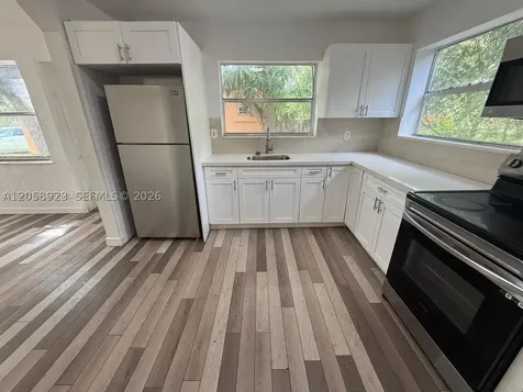 2813 Dewey Street Hollywood FL 33020