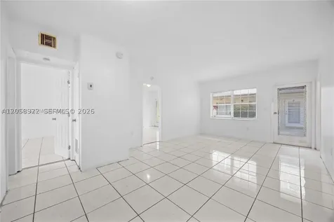 2072 NE 169th Street North Miami Beach FL 33162