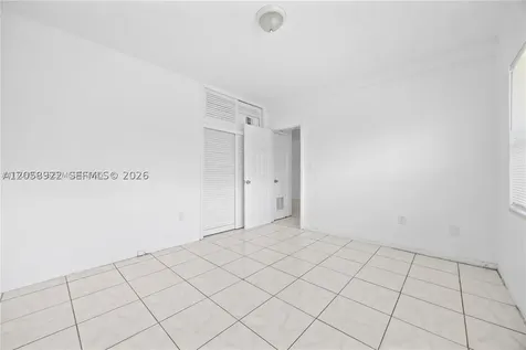 2072 NE 169th Street North Miami Beach FL 33162