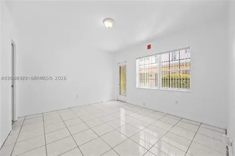 2072 NE 169th Street North Miami Beach FL 33162