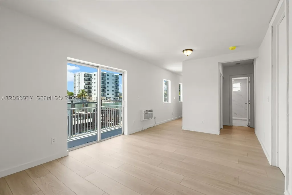 7930 Tatum Waterway Drive Miami Beach FL 33141