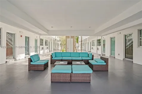 7930 Tatum Waterway Drive Miami Beach FL 33141