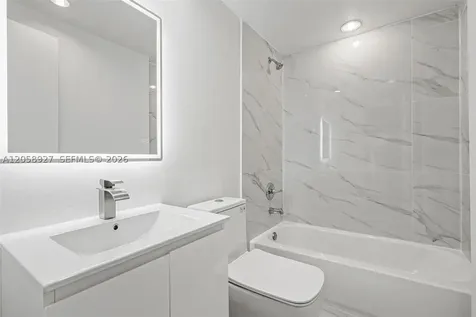 7930 Tatum Waterway Drive Miami Beach FL 33141