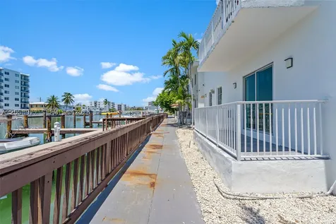 7930 Tatum Waterway Drive Miami Beach FL 33141