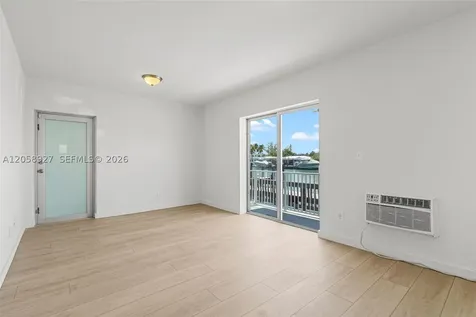 7930 Tatum Waterway Drive Miami Beach FL 33141