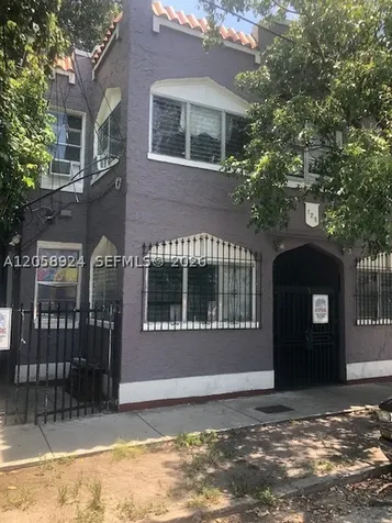125 NW 7th Avenue Miami FL 33128
