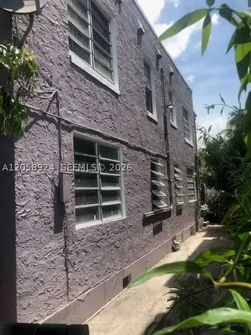 125 NW 7th Avenue Miami FL 33128