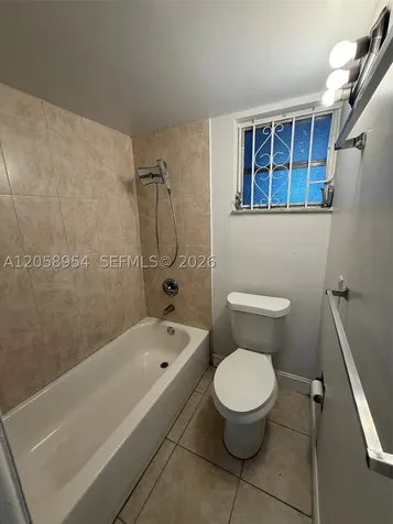 8841 W Flagler Street Miami FL 33174