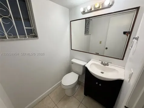 8841 W Flagler Street Miami FL 33174
