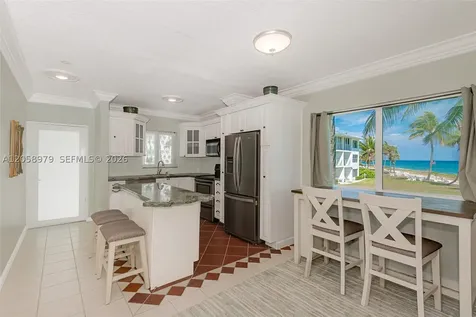 1041 Hillsboro Mile Hillsboro Beach FL 33062