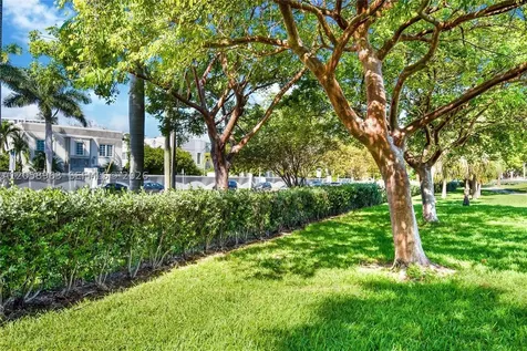 1920 Michigan Avenue Miami Beach FL 33139