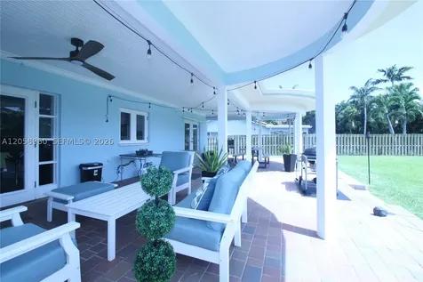 6486 Woodbury Road Boca Raton FL 33433