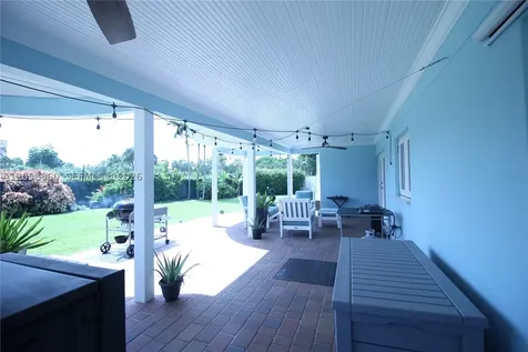 6486 Woodbury Road Boca Raton FL 33433