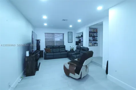 6486 Woodbury Road Boca Raton FL 33433