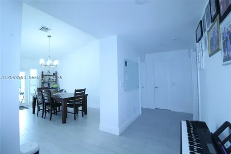6486 Woodbury Road Boca Raton FL 33433