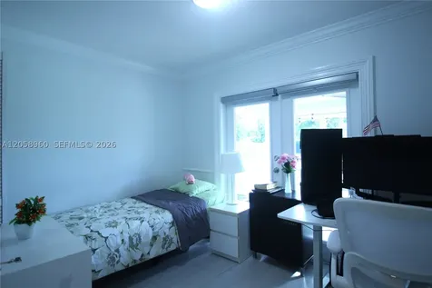 6486 Woodbury Road Boca Raton FL 33433