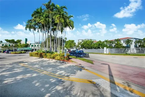 1932 Michigan Avenue Miami Beach FL 33139