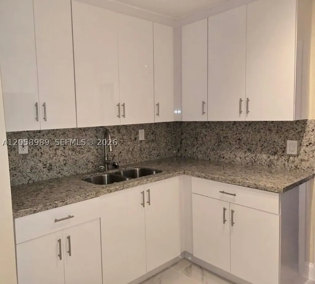 6308 Cleveland Street Hollywood FL 33024