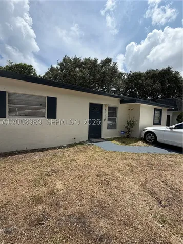 6308 Cleveland Street Hollywood FL 33024