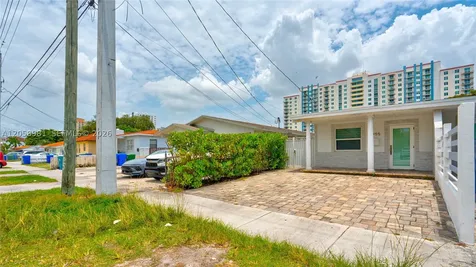 2953 SW 23rd Street Miami FL 33145