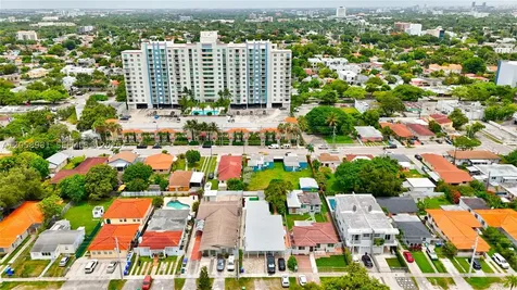 2953 SW 23rd Street Miami FL 33145