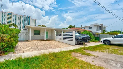 2953 SW 23rd Street Miami FL 33145