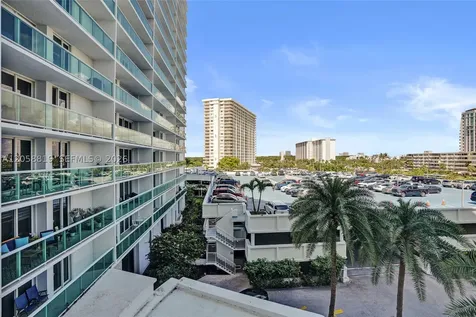 100 Bayview Drive Sunny Isles Beach FL 33160