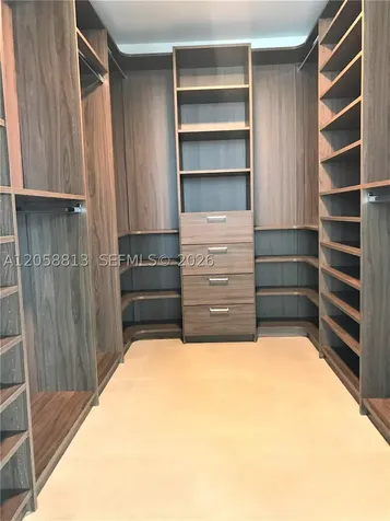 488 NE 18th Street Miami FL 33132