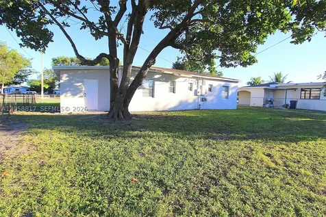 14340 Graves Drive Miami FL 33176