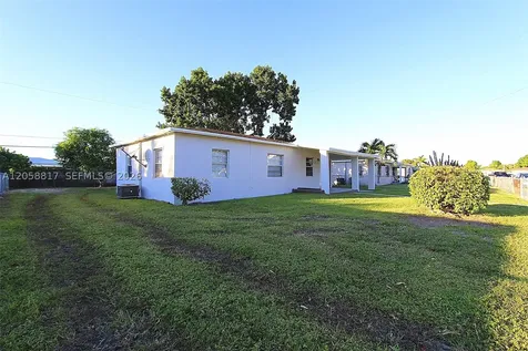 14340 Graves Drive Miami FL 33176