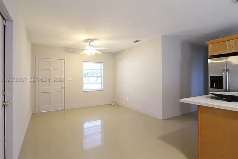 14340 Graves Drive Miami FL 33176