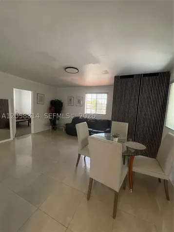 961 E 9th Street Hialeah FL 33010