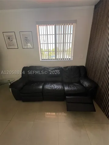 961 E 9th Street Hialeah FL 33010
