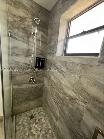 961 E 9th Street Hialeah FL 33010