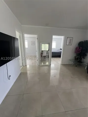 961 E 9th Street Hialeah FL 33010