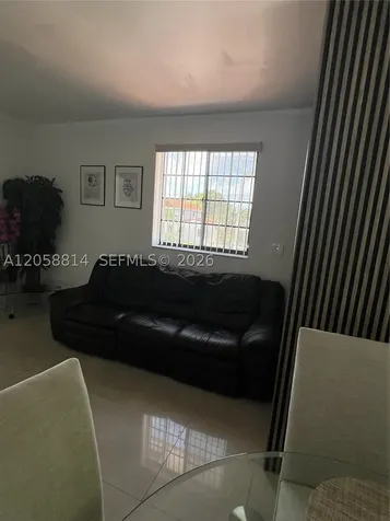 961 E 9th Street Hialeah FL 33010