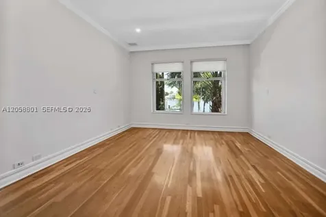 621 N Mashta Drive Key Biscayne FL 33149