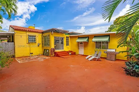 1906 SW 21st Street Miami FL 33145