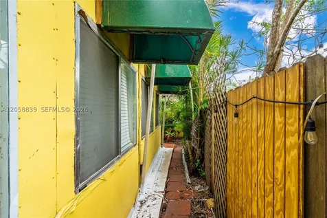 1906 SW 21st Street Miami FL 33145