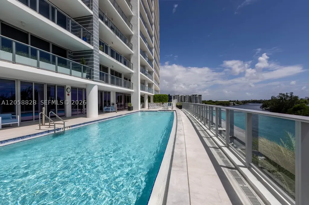 1180 N Federal Highway Fort Lauderdale FL 33304